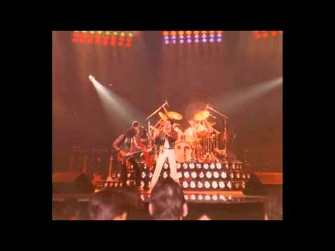 19. Guitar Solo (Queen-Live At Wembley Arena: 12/10/1980)