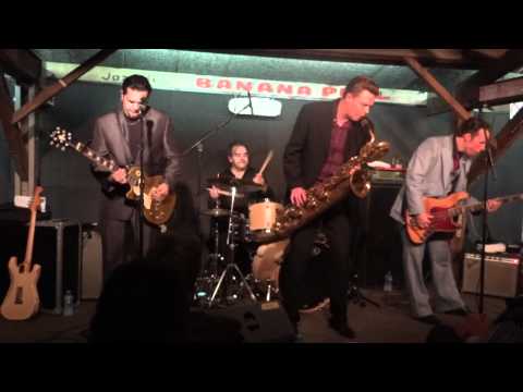 Igor Prado Band - No More Doggin'