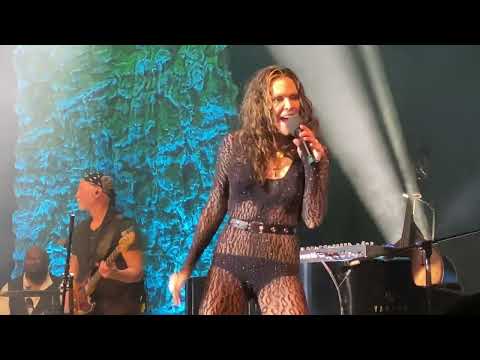 Beth Hart 1 (Brighton Dome) - 21st March 2023