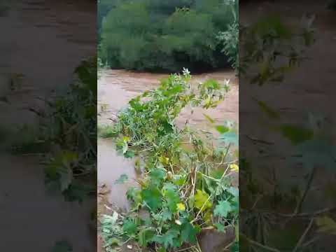 Rio Paramirim de Érico Cardoso Bahia bastante água