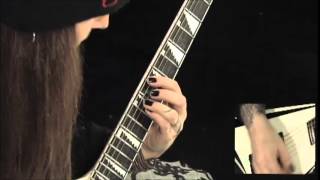 Alexi Laiho performs &quot;Blooddrunk&quot;