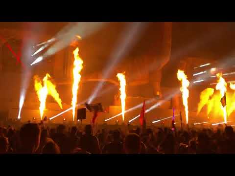 First half of Kayzo at Lostlands