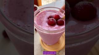 Download lagu Healthy Cranberry Smoothie Recipe! mp3
