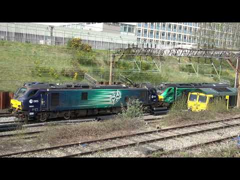 DRS 0Z06 88001 68006, Freightliner 66598 6Z93 Tunstead - Northampton, Crewe Salop 14.04.22.