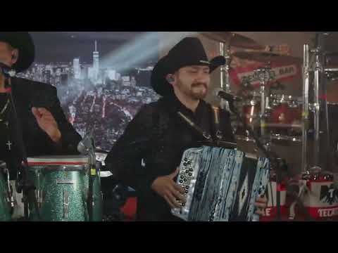 Salomón Robles -Popurri Cumbias Legendarias