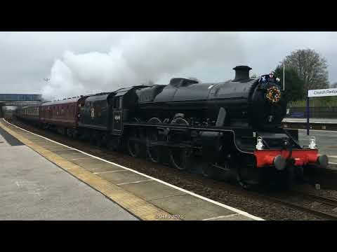 The Great Britain XV (Day 7 of 9) 45690 Leander & 47802 1Z36 Blackpool North to York