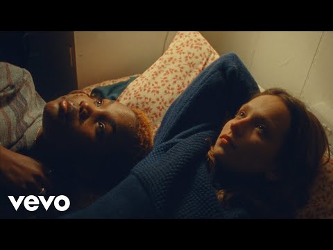 Arlo Parks - Hope (Official Video)