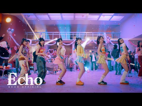 SMORZ - 'I want you to' Performance Video