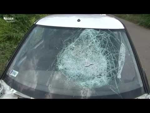 Roncsautók az út szélén - 2015.08.27.