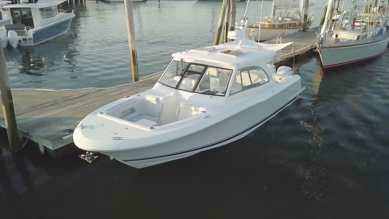 Официальный видеотур по Southport 33 Dual Console