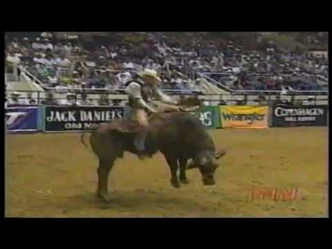 Troy Dunn vs Tony Lama Boots - 98 PBR Charlotte (90.5 pts)
