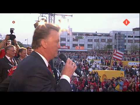 Louis van Gaal: AZ Kampioen 2009 / Huldiging Alkmaar 26-04-2009