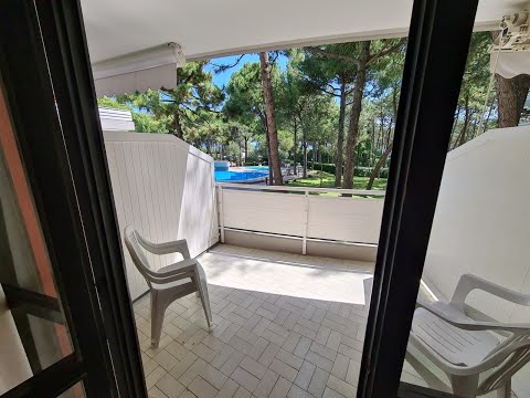 Condominio Meridiana, Appartamento Trilocale con piscina, frontemare Ufficio 5- Lignano Riviera.