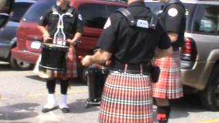 Nassau County Firefighters Pipes and Drums / Drummers Warm Up