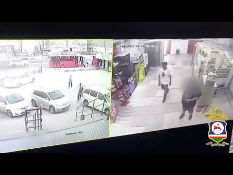 В Якутске грабитель украл колонку из магазина цифровой техники