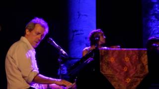 ARLES. Hugh Laurie CARELESS LOVE