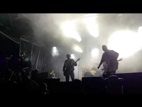 FreeHowling - The Bodies Fall Just Like The Leaves (Live at Kave Fest 2023) ft. Arthur Alternatif
