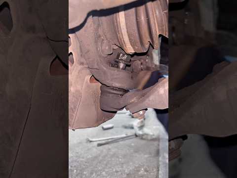 installing ball joint toyota camry 🛠️🚗