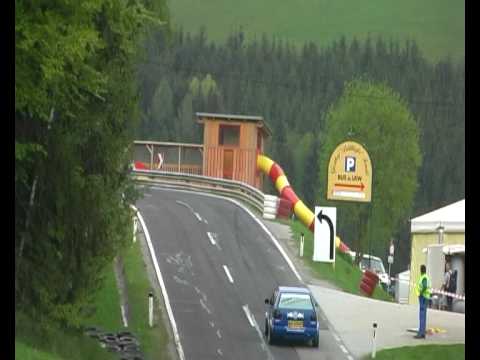 Rechberg 2009 124 Christian Geihsler VW Golf GTI Kuvenkombi vor Pröllhofer 1.Rennlauf