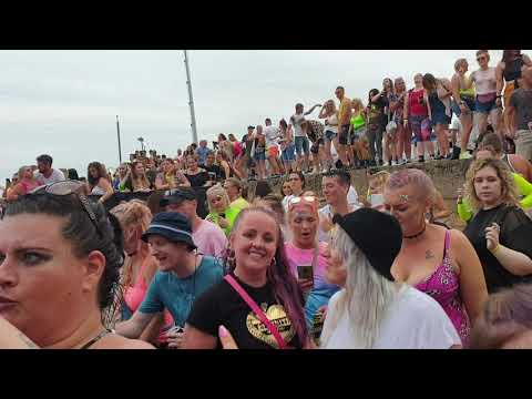 Flip N Fill ft Karen Parry - Dancing On My Own Clubland On The Beach 2019