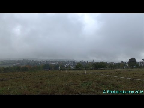 Sirenengeheul im Nebel - Probealarm E57-Sirenen Hennef-Uckerath