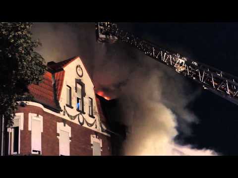 Blaulicht-Report Kleve : Wohnhausbrand auf der Mühlenstraße in Kellen Teil 1