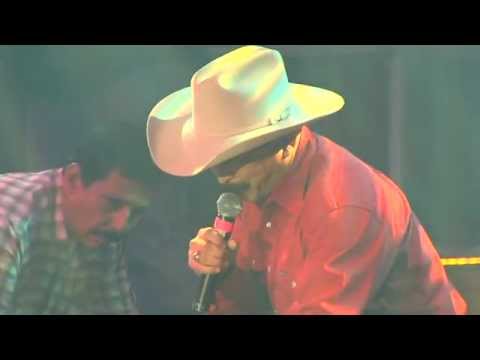 Emilio Navaira - Ella es así