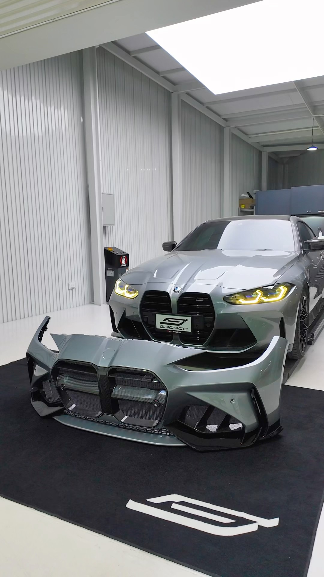 ทำรถ “ไม่ใช่ทำที่ไหนก็ได้” ดีเทลงานติดตั้งชุดแต่ง #ADRO BMW G82 M4 #GFORCE