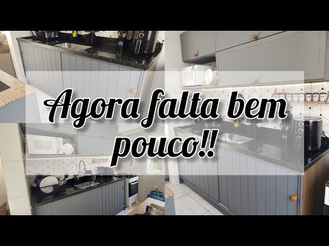 IT TOOK A LOT OF WORK BUT THE KITCHEN IS LOOKING SO BEAUTIFUL