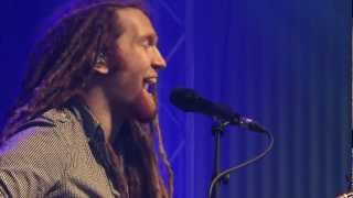 Newton Faulkner - &#39;Write it on your skin&#39; &amp;  &#39;Dream catch me&#39; acoustic and Live!