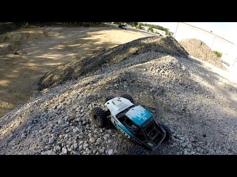 Axial Yeti 2.2 Rock Racer - Epic Bashing, Jumping & Crashing - Second Run