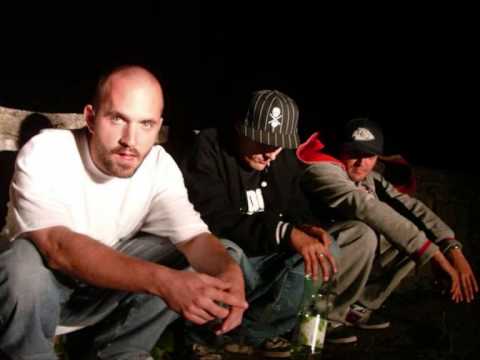 Pio Squad (Jižní Pionýři) - Z Hnoje Květ