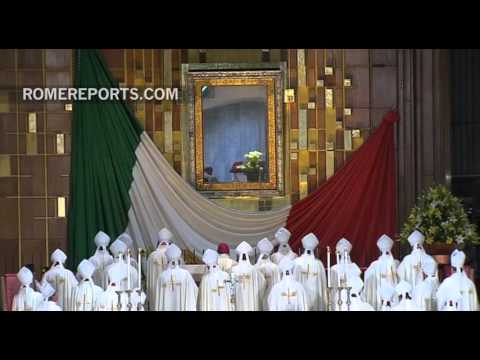 El Papa reza a solas ante la Virgen de Guadalupe