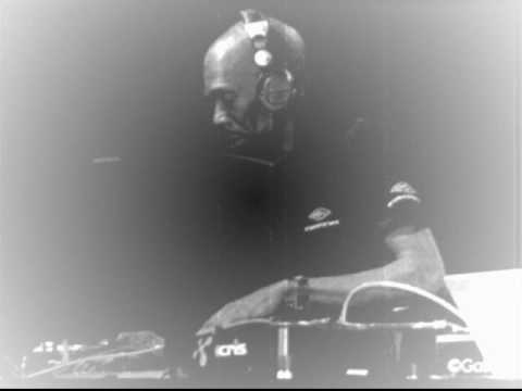 Faithless - Mass Destruction (Tom Middleton Cosmos Mix)