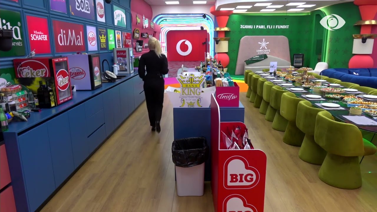 Hajde ikim tek sarajet.../ Jul Deda hedh batuta me banorët