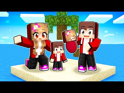 Maizen Trapped with Family on Minecraft Island!