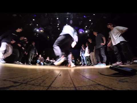 sneaker freaker　VS　Gun Smoke Breakers　BEST4