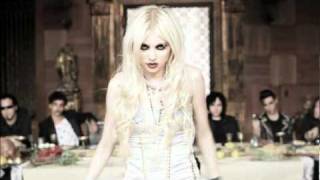 The Pretty Reckless - Far From Never {Bonus Track}
