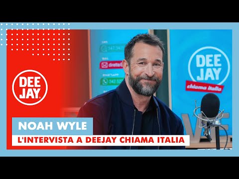 Noah Wyle to Deejay Chiama Italia: "The Pitts are in a real medical training camp."