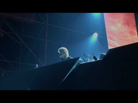 Hernan Cattaneo playing Michael & Levan and Rivic - Gamma Rays. LIVE in Cordoba. 1.day-1.