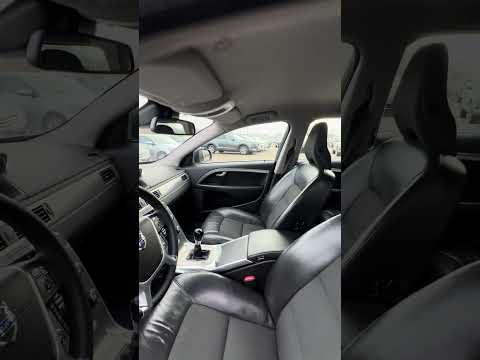 фото volvo v70 iii 0