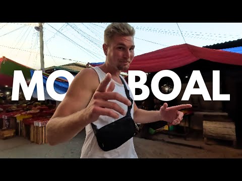 Trying To Buy Size 13 Flip Flops in Moalboal | Philippines 🇵🇭