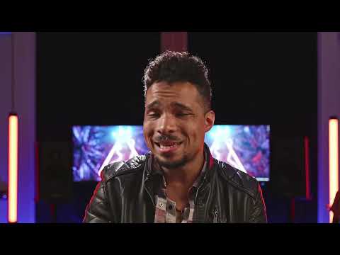 Glorious Studio Compact Desk: Perfect Fit for Any Setup | A Look at Its Features & Space Efficiency!