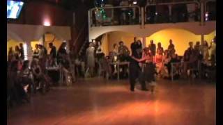 Pablo Garcia y Alejandra Mantiñan - Tristezas de la calle corrientes