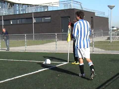 Meerburg 9 - UVS 8 (16 okt. 2011) 3-2