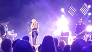 Halestorm - Sick Individual - live - Davenport, IA