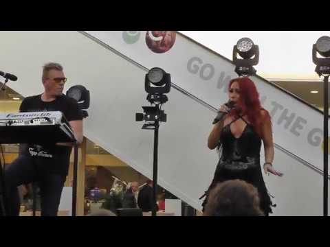 2 Fabiola - Live At Shopping 1 In Genk 11-03-2018