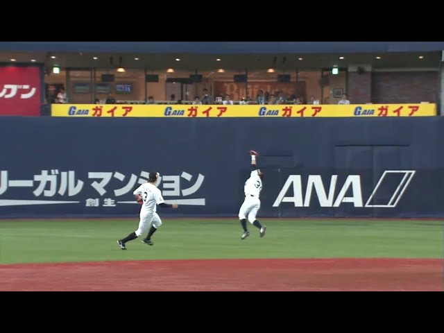 【5回表】バファローズ・西野 センター前付近まで追っていき背走キャッチ!! 2016/9/20 Bs-L