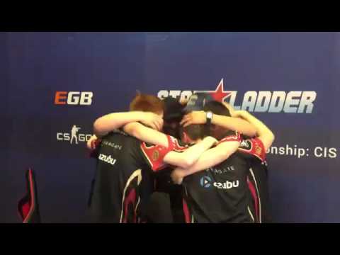 Team Empire after their win on Minor | Команда "Empire" после победы на миноре.