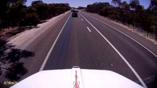 preview picture of video 'Driver uses wide centerline as overtaking lane'